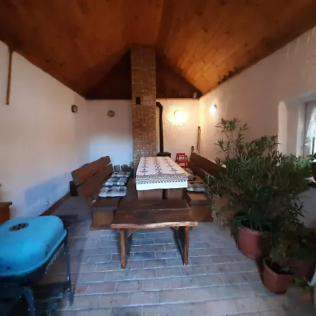 Apartament Ardo Vendeghaz